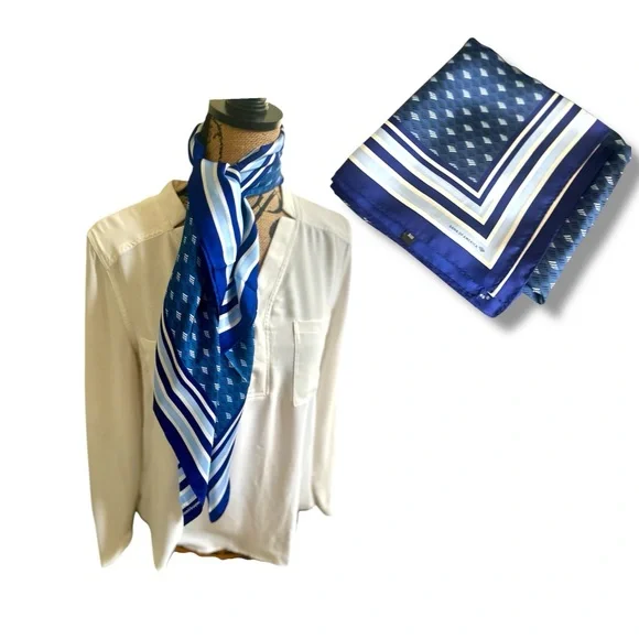 Vineyard Vines 100% Silk Navy & White Scarf - Picture 2 of 16